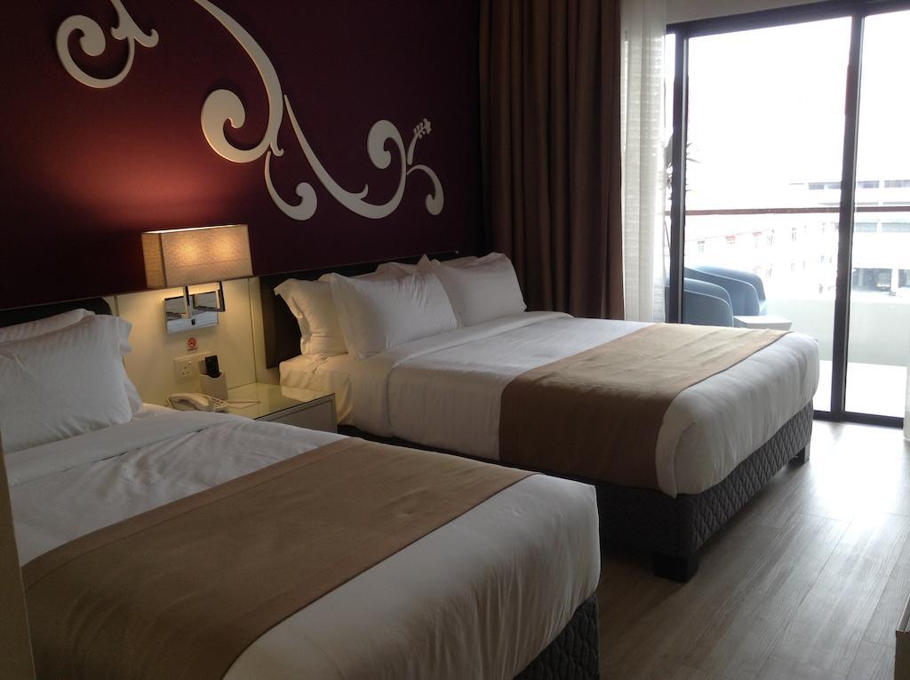 Kings Green Hotel City Centre Melaka Exterior photo