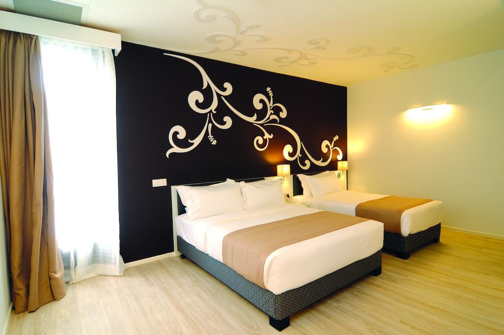 Kings Green Hotel City Centre Melaka Exterior photo