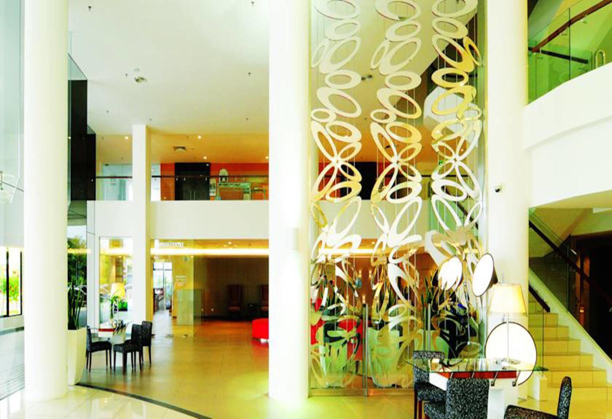 Kings Green Hotel City Centre Melaka Exterior photo